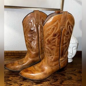 Oak Tree Farm Leather Cowboy Boots Sz 8